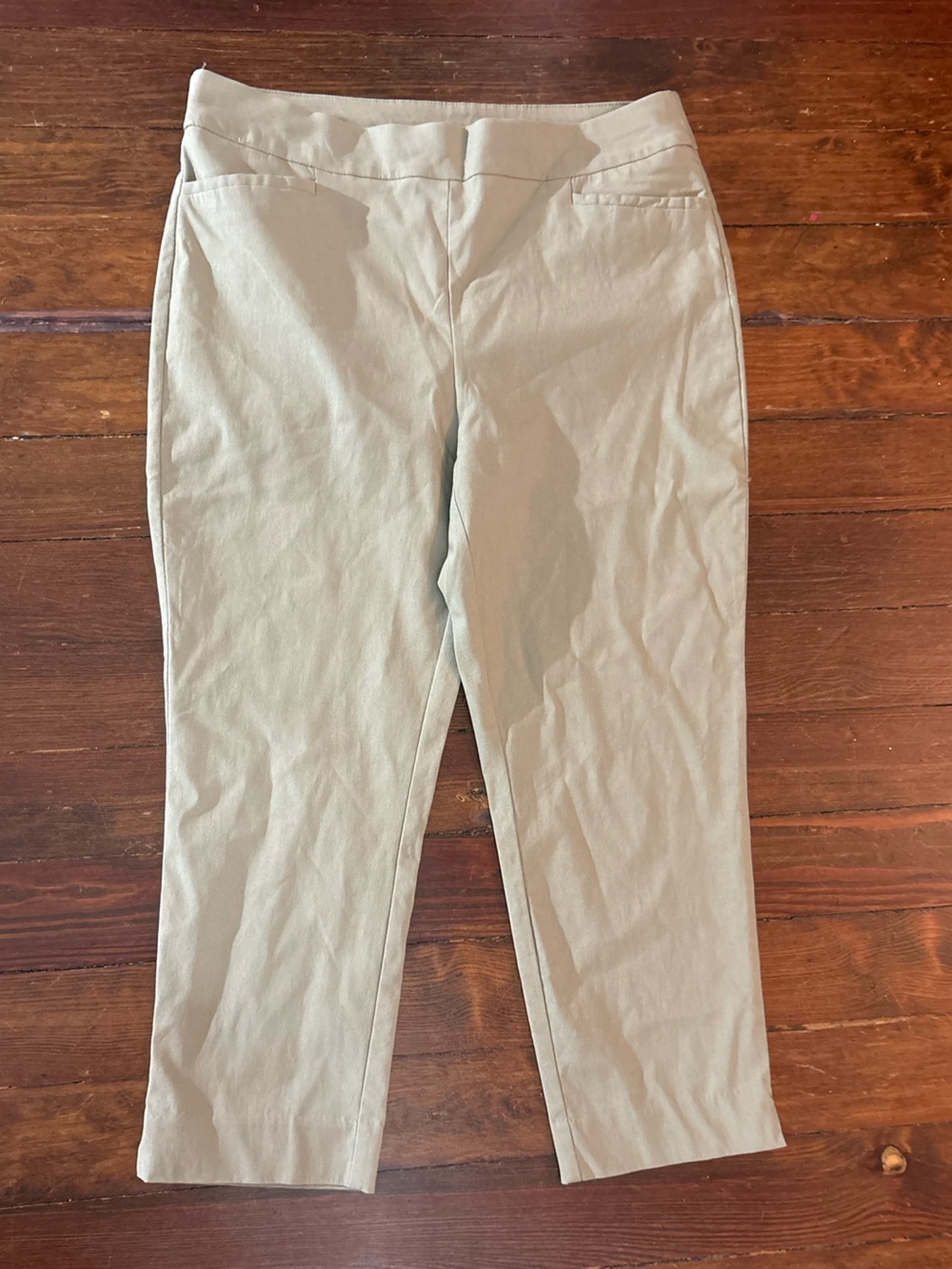 Chicos pale green pull on straight pants trousers size 12